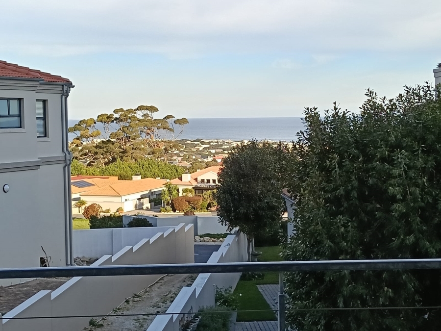 4 Bedroom Property for Sale in Berghof Western Cape